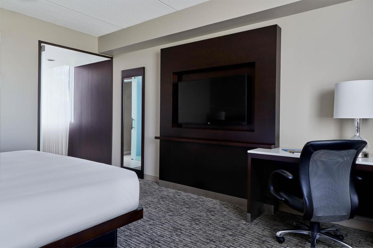 Executive King Room